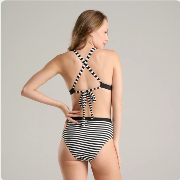 2/$25-Quintsoul Striped "Lean on Me" Highrise Tie Back Bikini Set NWOT - Picture 4 of 13